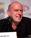 https://upload.wikimedia.org/wikipedia/commons/thumb/0/0f/Dean_Norris_by_Gage_Skidmore_2.jpg/100px-Dean_Norris_by_Gage_Skidmore_2.jpg